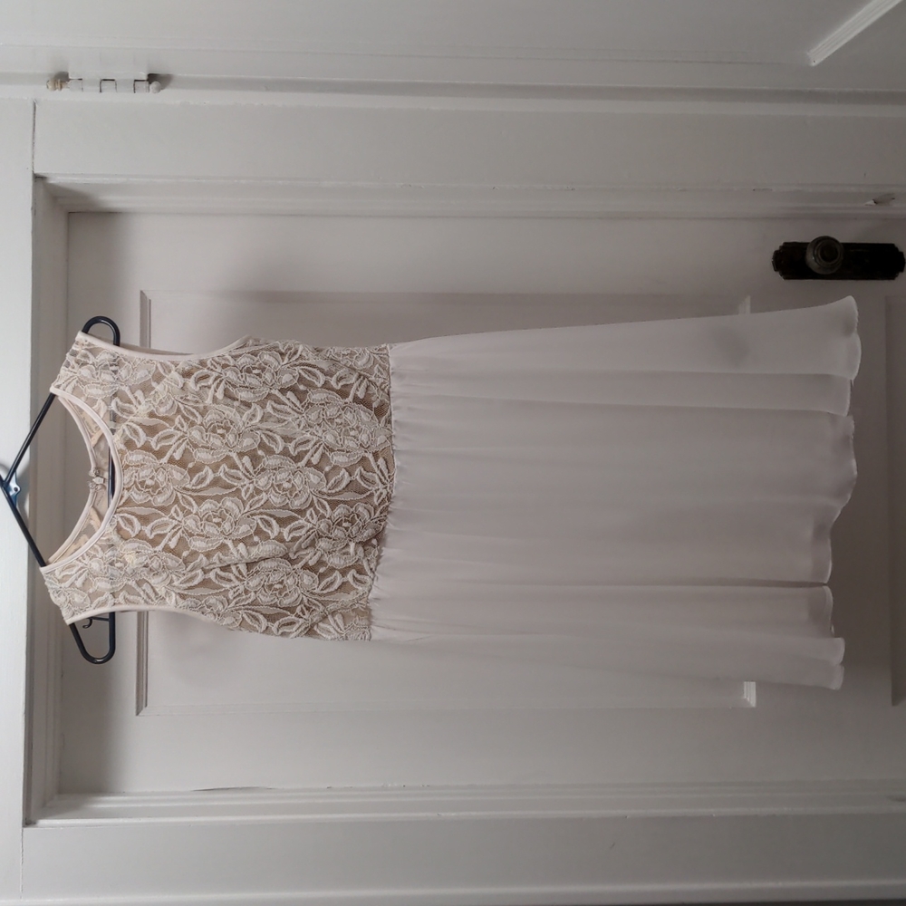Scarlett white knee length dress